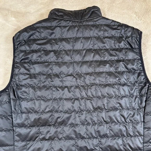Patagonia Black Nano Puff Insulated Quilted Vest Men Sz L  Gorpcore PrimaLoft - Picture 5 of 11